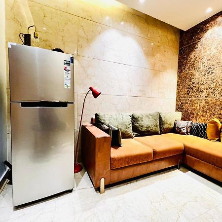 Divine Studios Rajouri Garden New Delhi Eksteriør billede