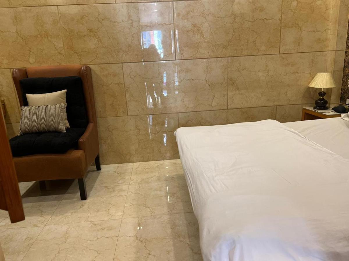 Divine Studios Rajouri Garden New Delhi Eksteriør billede