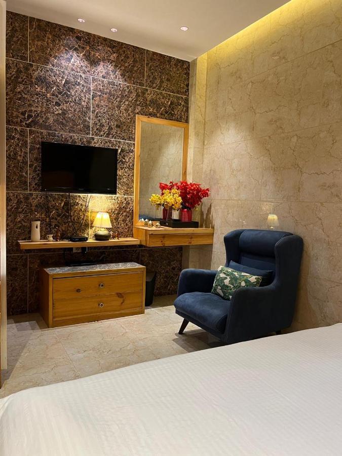 Divine Studios Rajouri Garden New Delhi Eksteriør billede