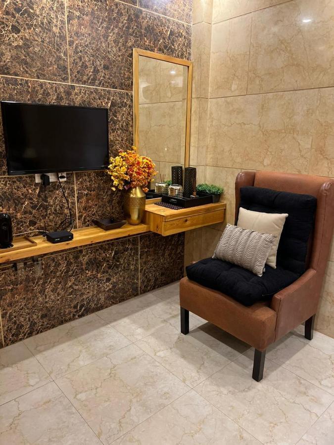 Divine Studios Rajouri Garden New Delhi Eksteriør billede