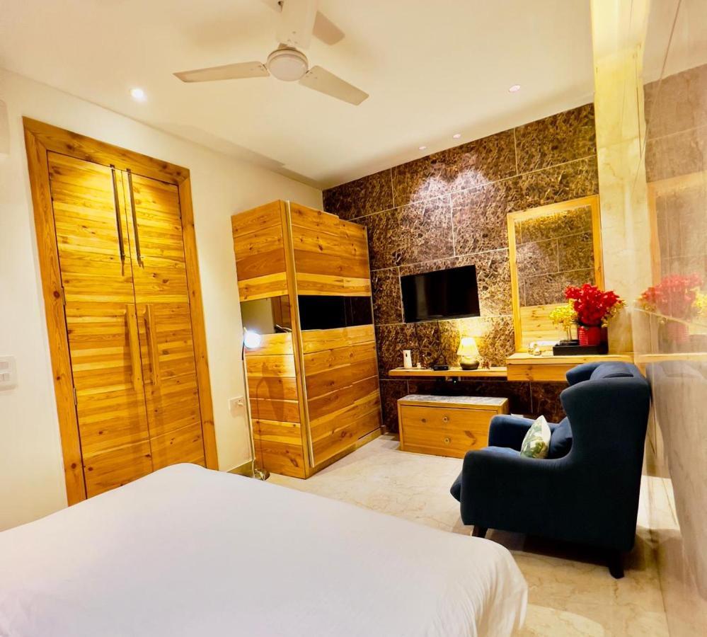 Divine Studios Rajouri Garden New Delhi Eksteriør billede